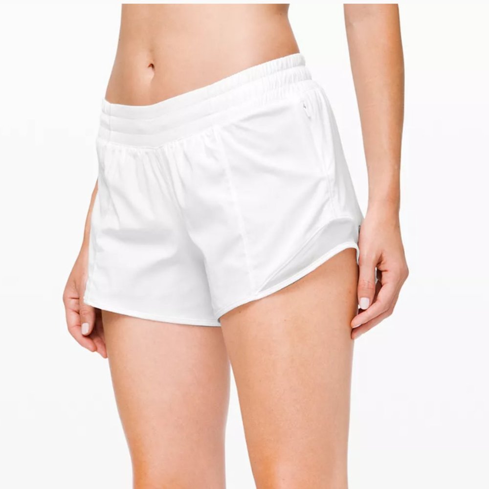 Lululemon White Hotty Hot Shorts 4"